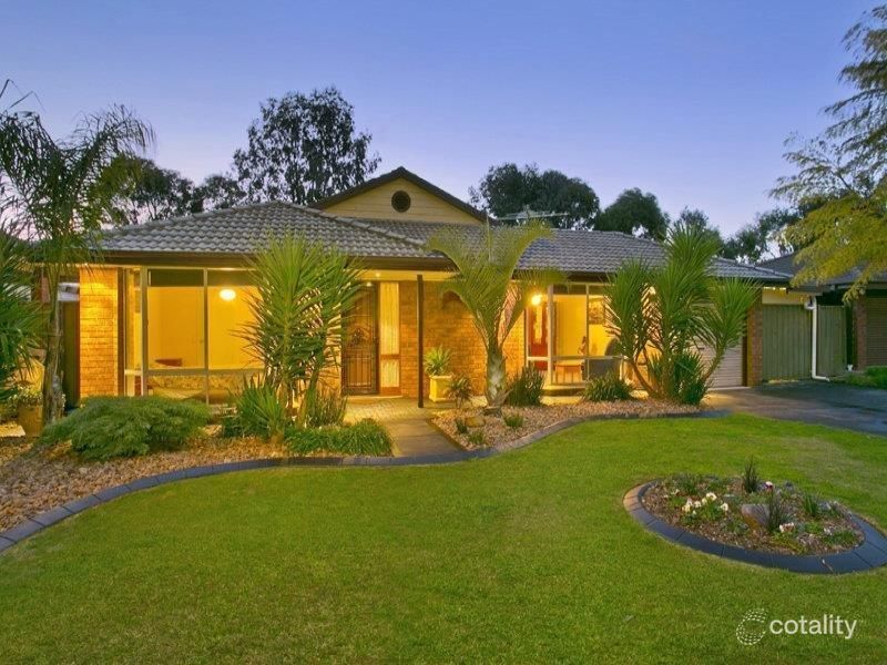 5 Grosvenor Pl, Paralowie, SA 5108