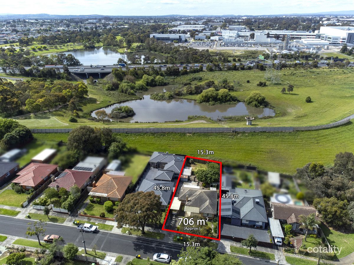 136 John St, Glenroy, VIC 3046
