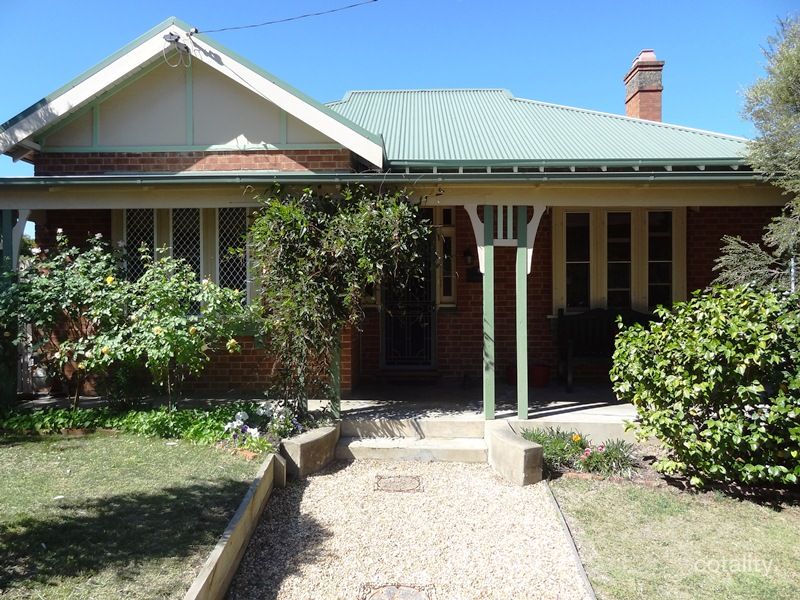 239 Piper St, Bathurst, NSW 2795