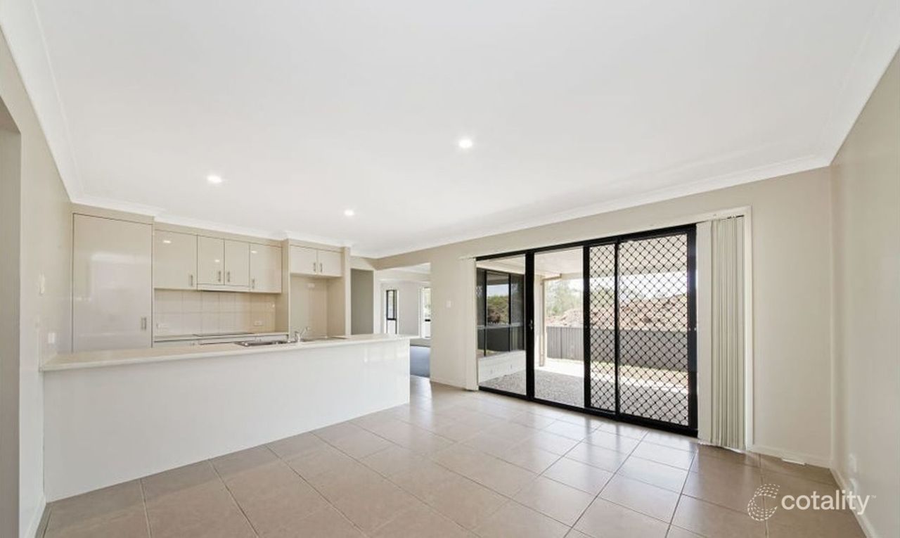 3 Grange St, Redbank Plains, QLD 4301