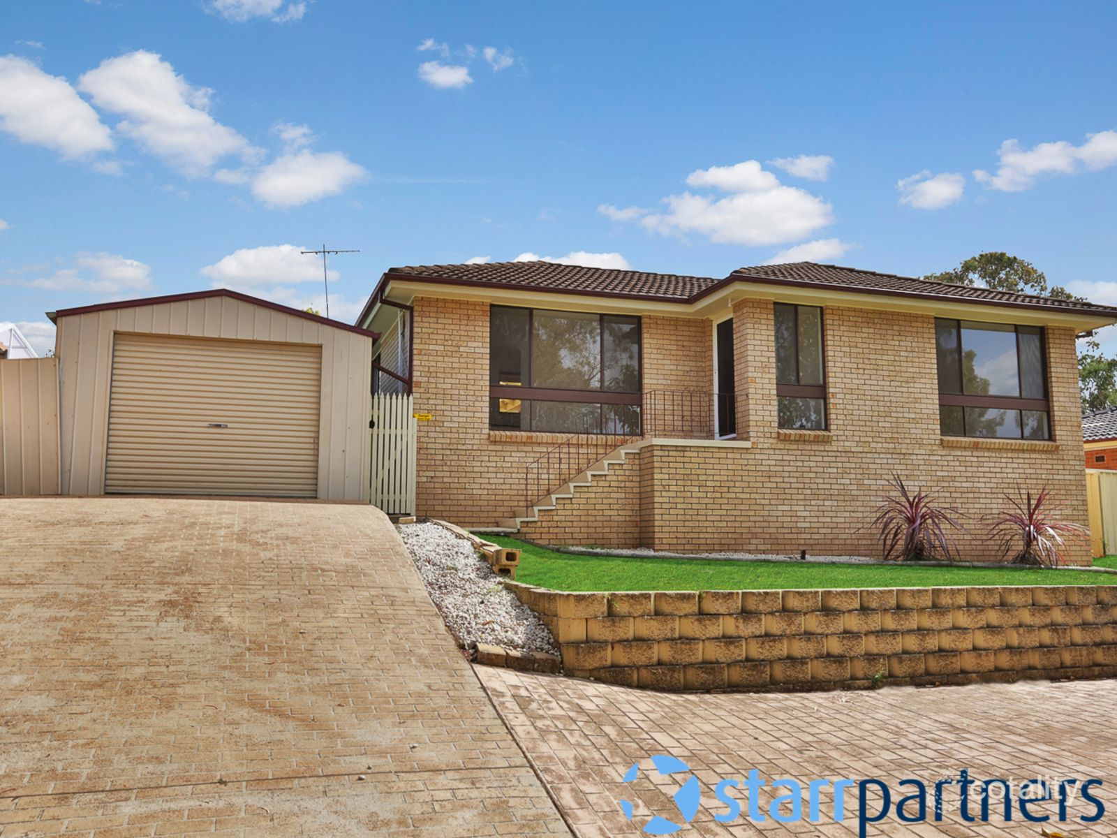 18 Shuttleworth Ave, Raby, NSW 2566