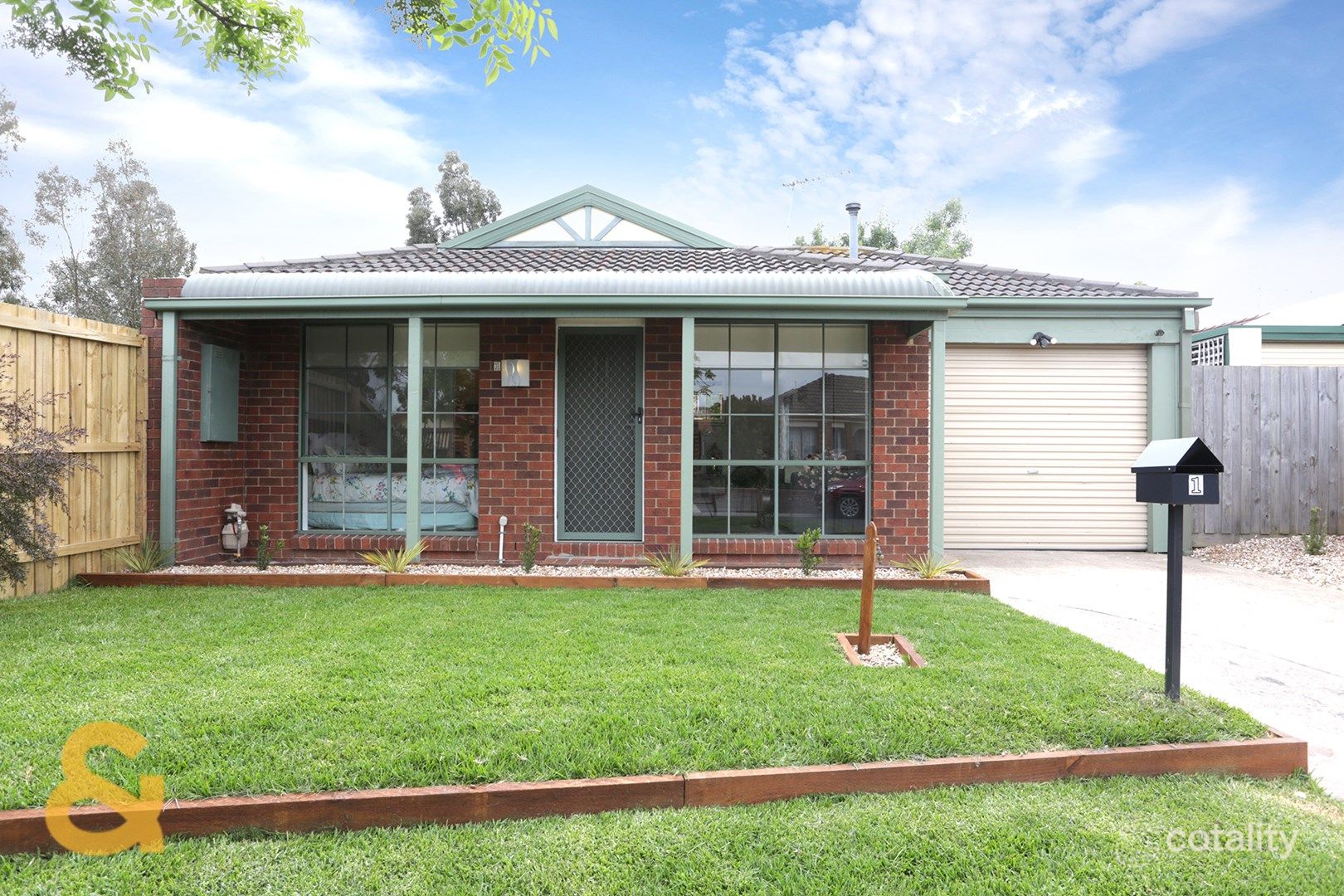 1 Harwood Pl, Roxburgh Park, VIC 3064