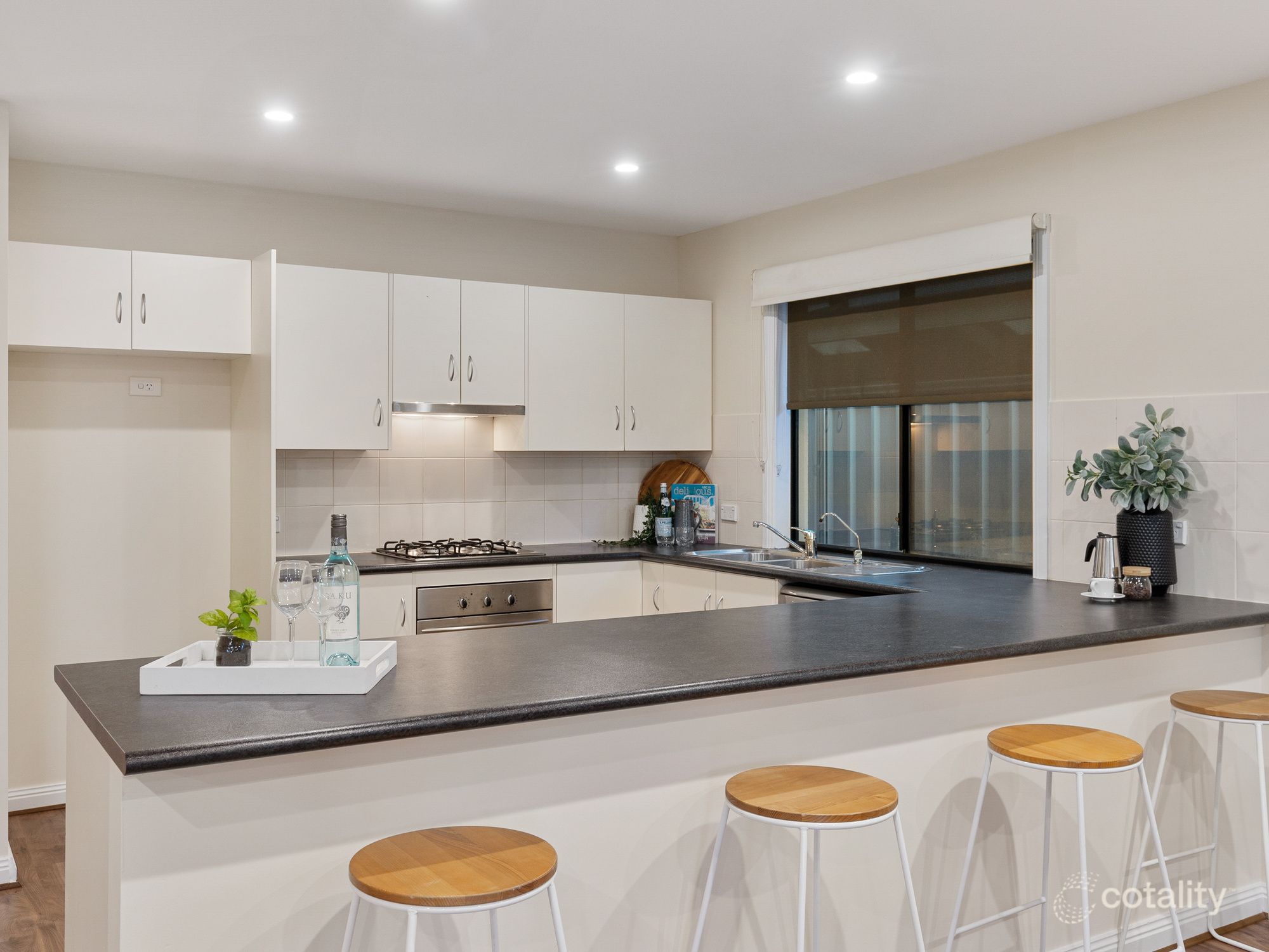 30 Henley Cct, Seaford Rise, SA 5169