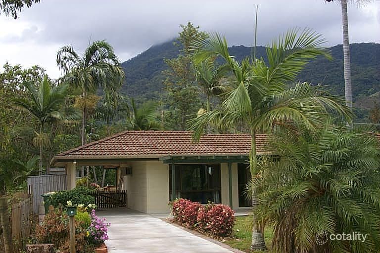 11 Barrine Ct, Caravonica, QLD 4878