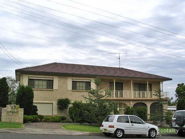 69 Foothills Rd, Balgownie, NSW 2519
