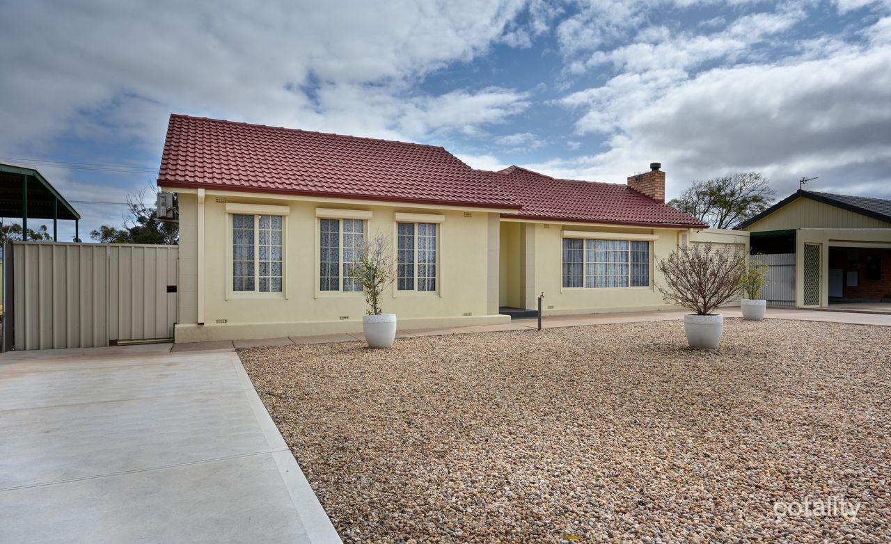 3 Mcdouall Stuart Ave, Whyalla Stuart, SA 5608