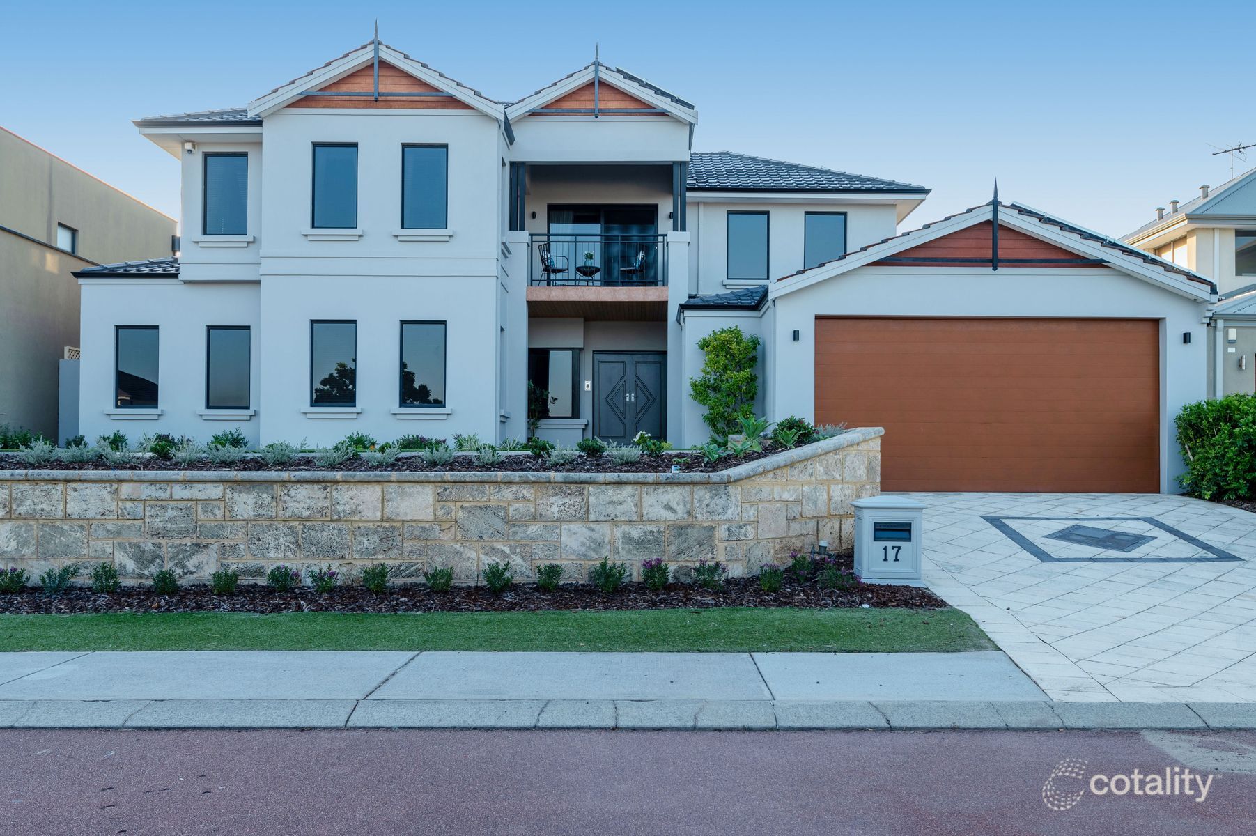 17 Samphire Rd, Canning Vale, WA 6155