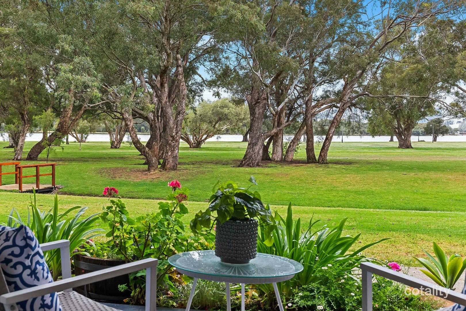 28/6 Manning Tce, South Perth, WA 6151