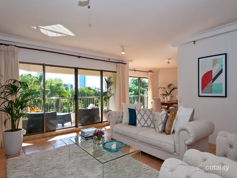 9/8 Admiralty Dr, Surfers Paradise, QLD 4217