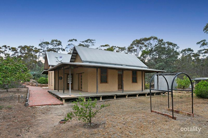 67 Curtis Rd, Axe Creek, VIC 3551