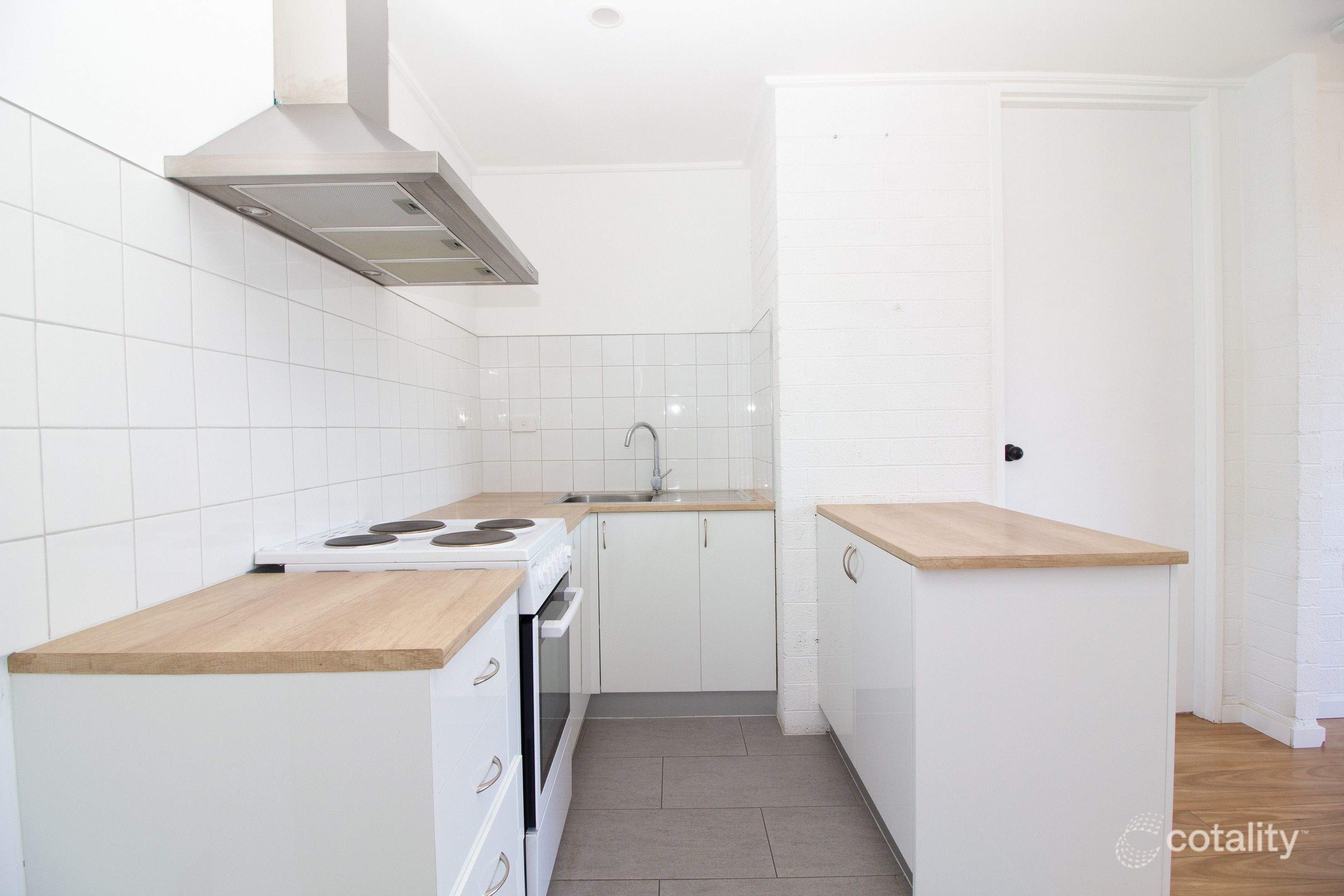 11/14 Salisbury St, Glenroy, VIC 3046