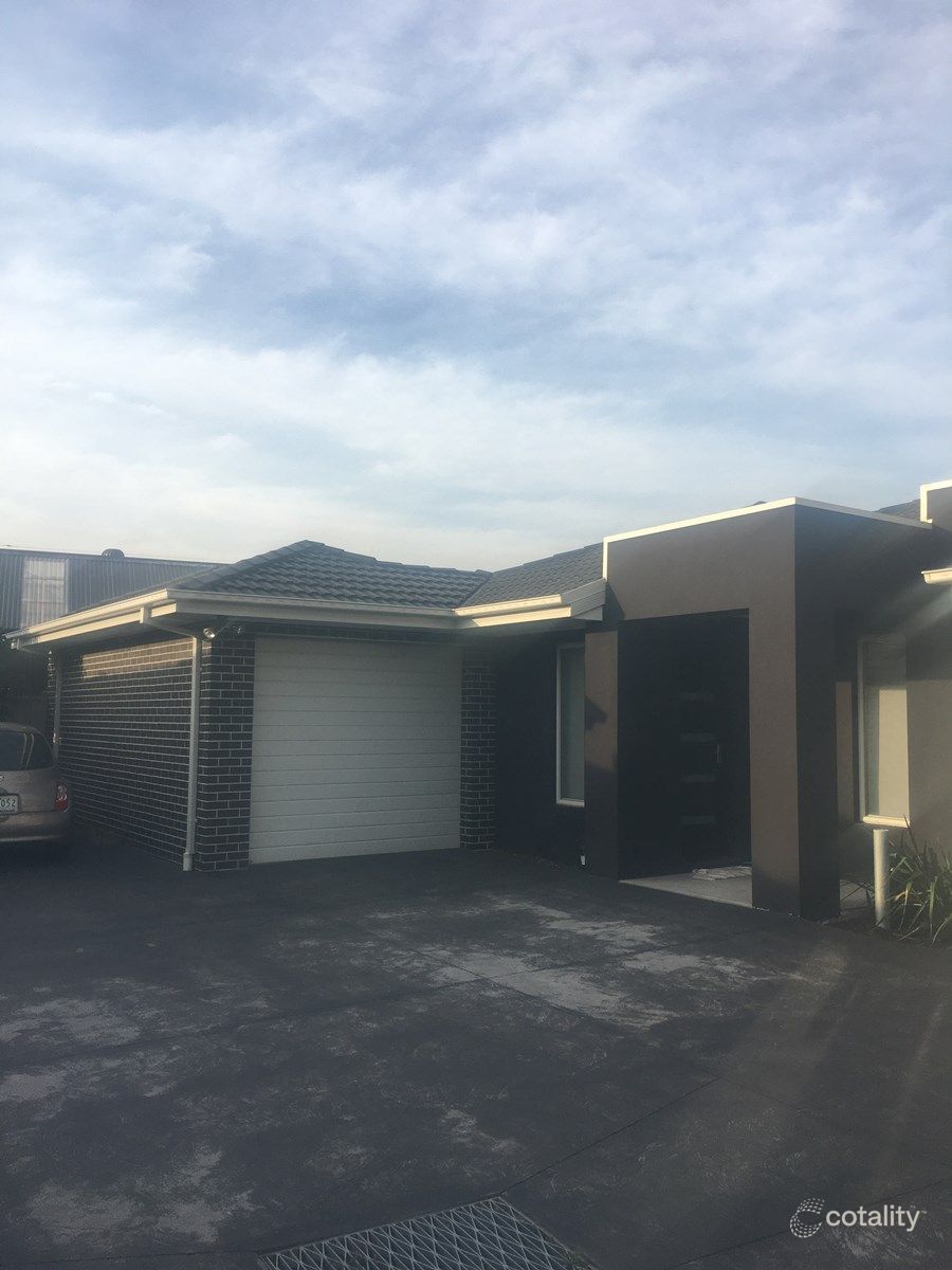 4/2 Mcdonald Pl, Glenroy, VIC 3046