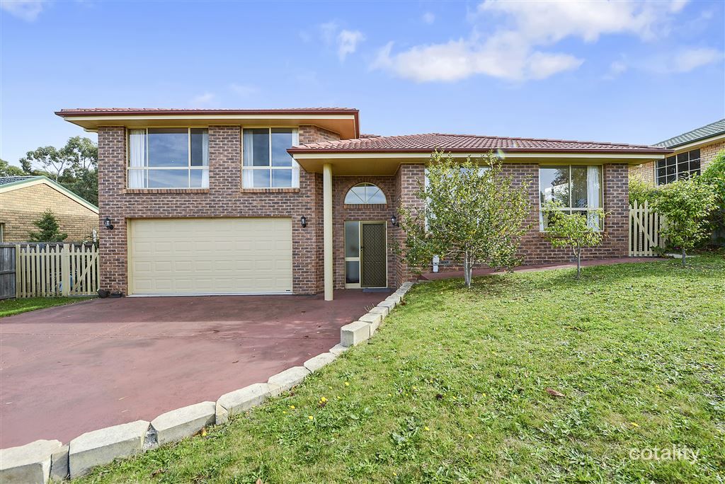 9 Cider Gum Dr, Blackmans Bay, TAS 7052