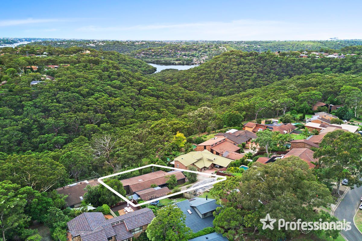 15 Walsh Cl, Illawong, NSW 2234