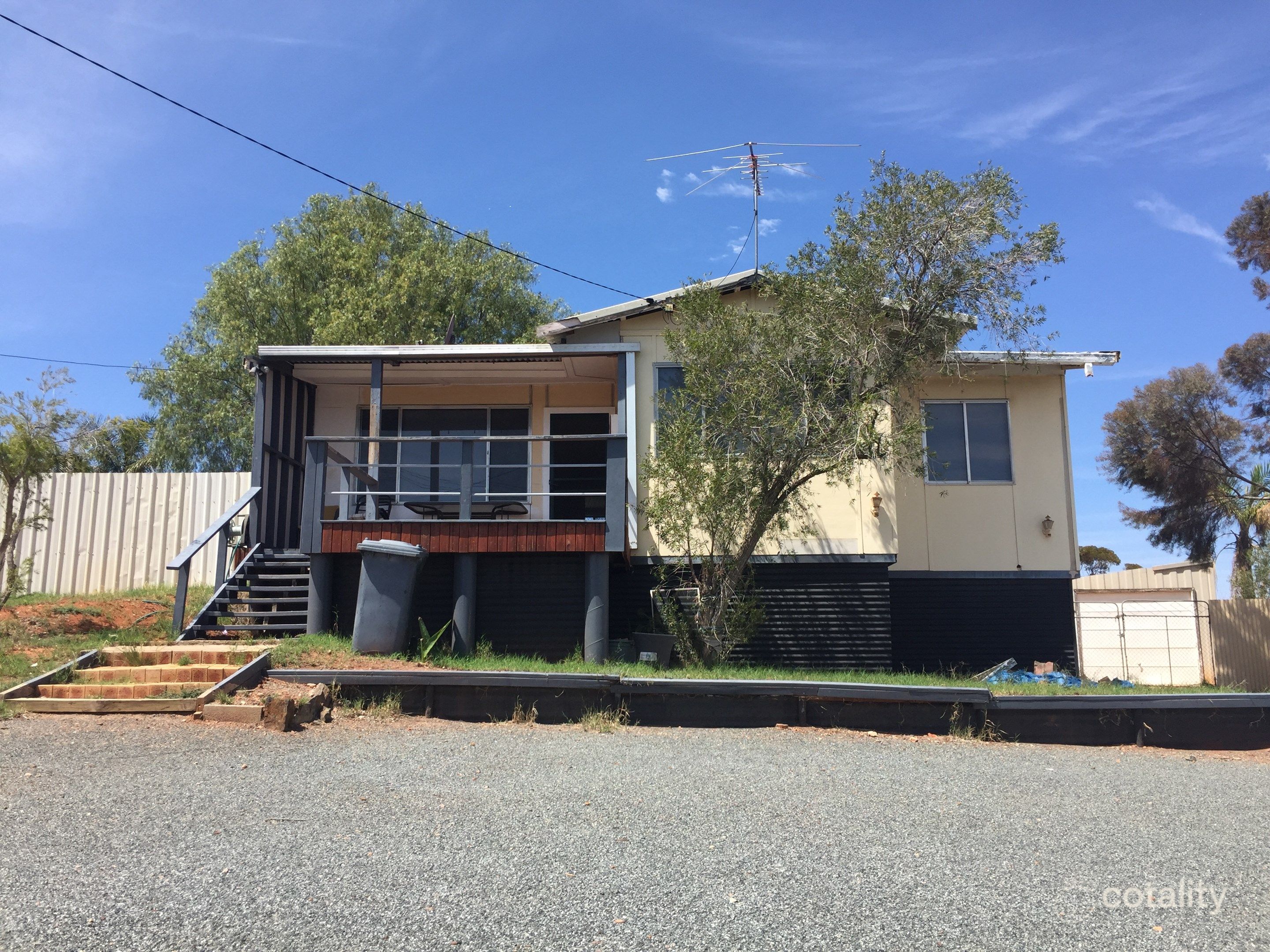 18 Serpentine Rd, Kambalda East, WA 6442