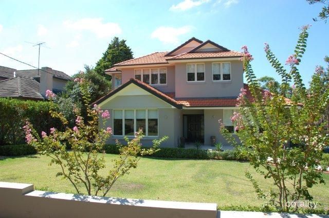12 Melbourne Rd, East Lindfield, NSW 2070