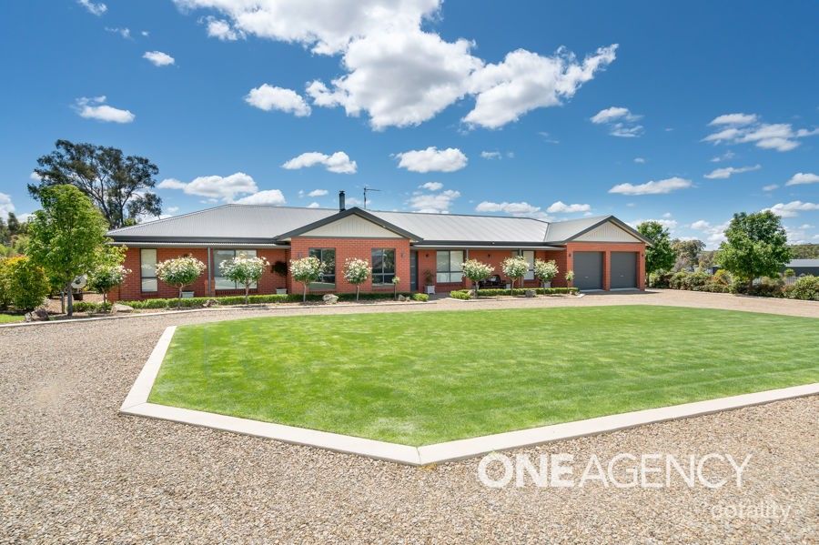 4 Robinia Pl, Springvale, NSW 2650