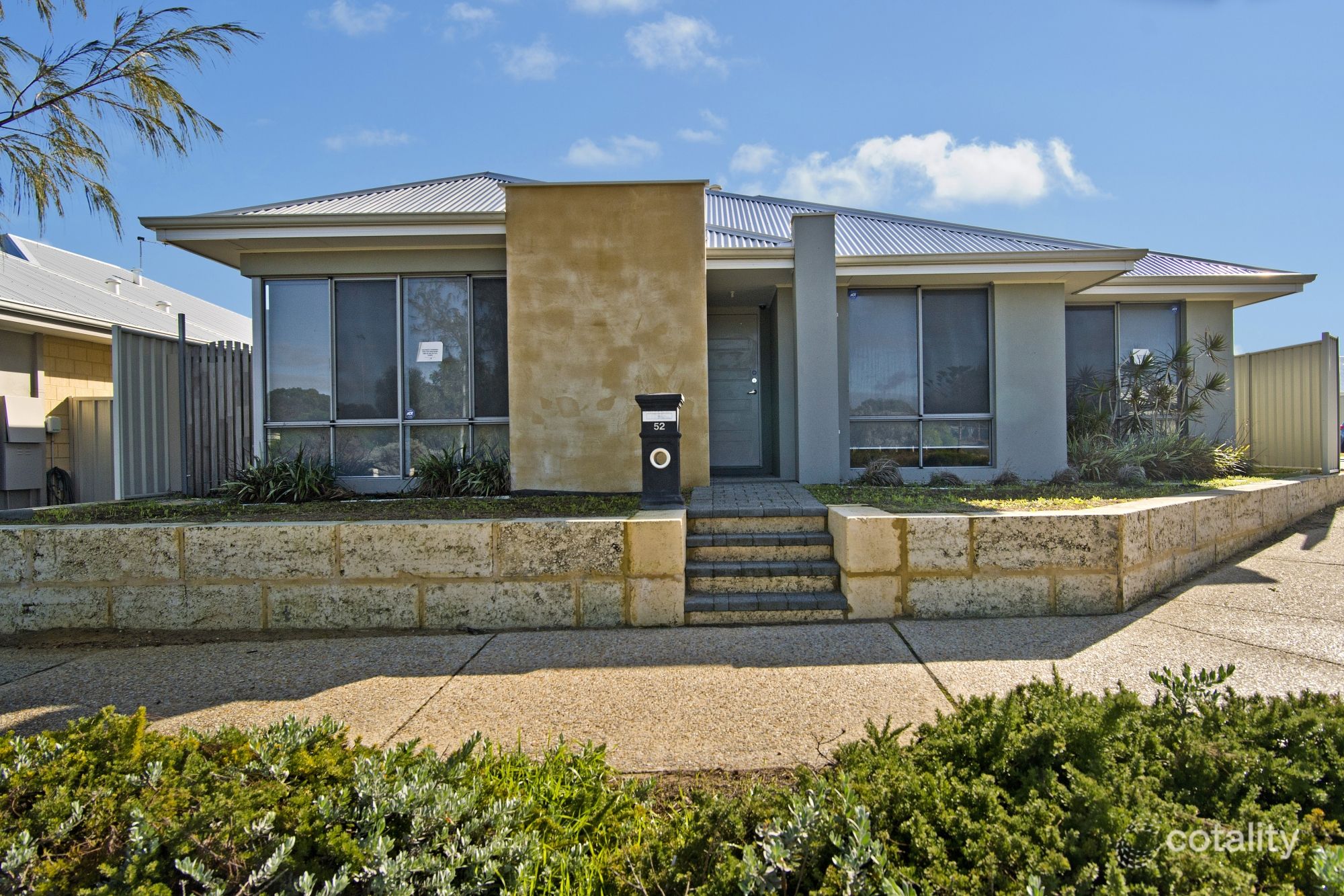 52 Aurea Bvd, Golden Bay, WA 6174