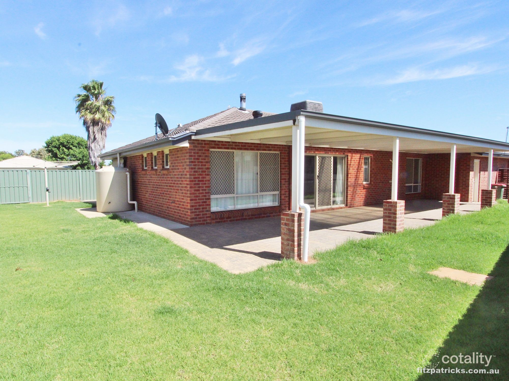 121 Raye St, Tolland, NSW 2650
