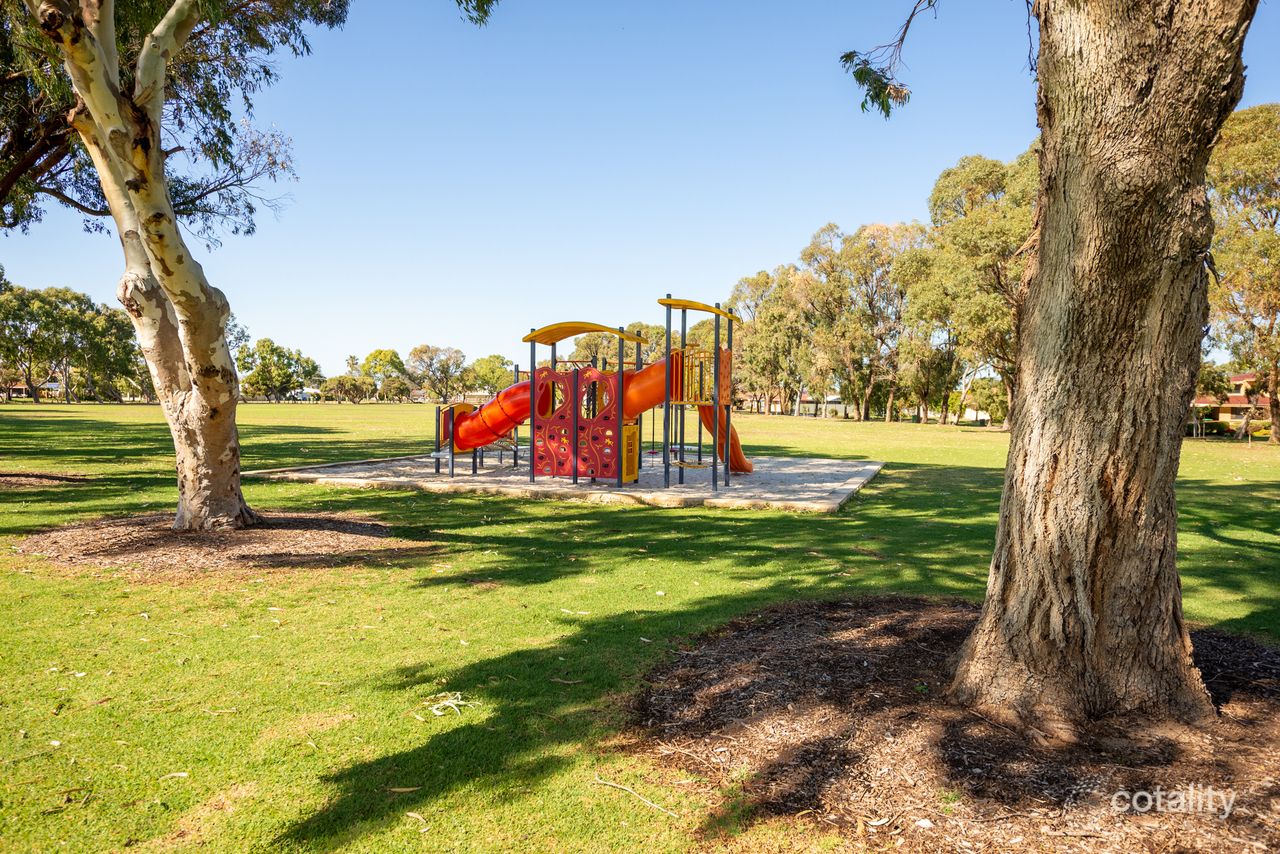 38a Mckenzie Rd, Shoalwater, WA 6169