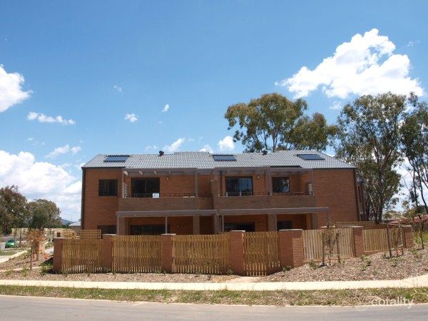 1/27 Ian Nicol St, Watson, ACT 2602