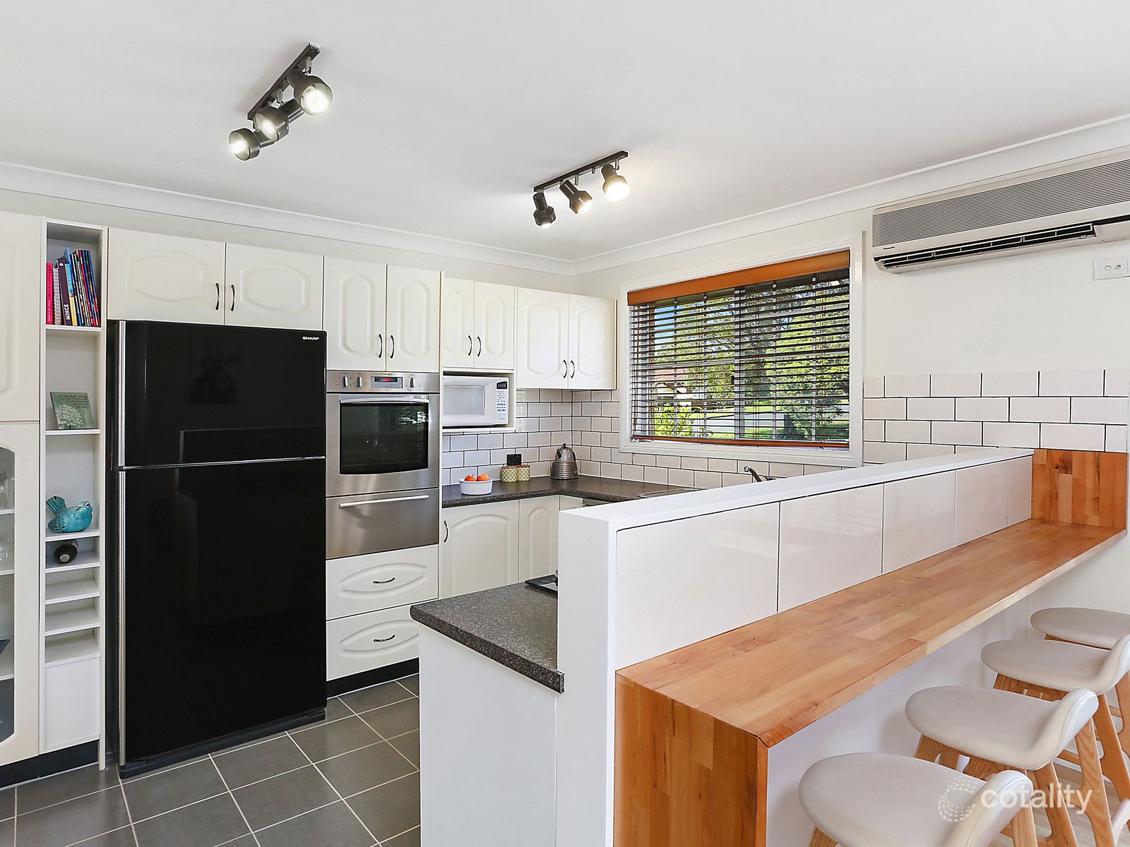 84 O'Donnell Dr, Figtree, NSW 2525