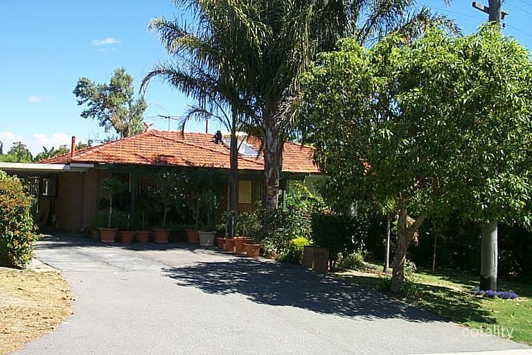 19 Lucich St, Kelmscott, WA 6111