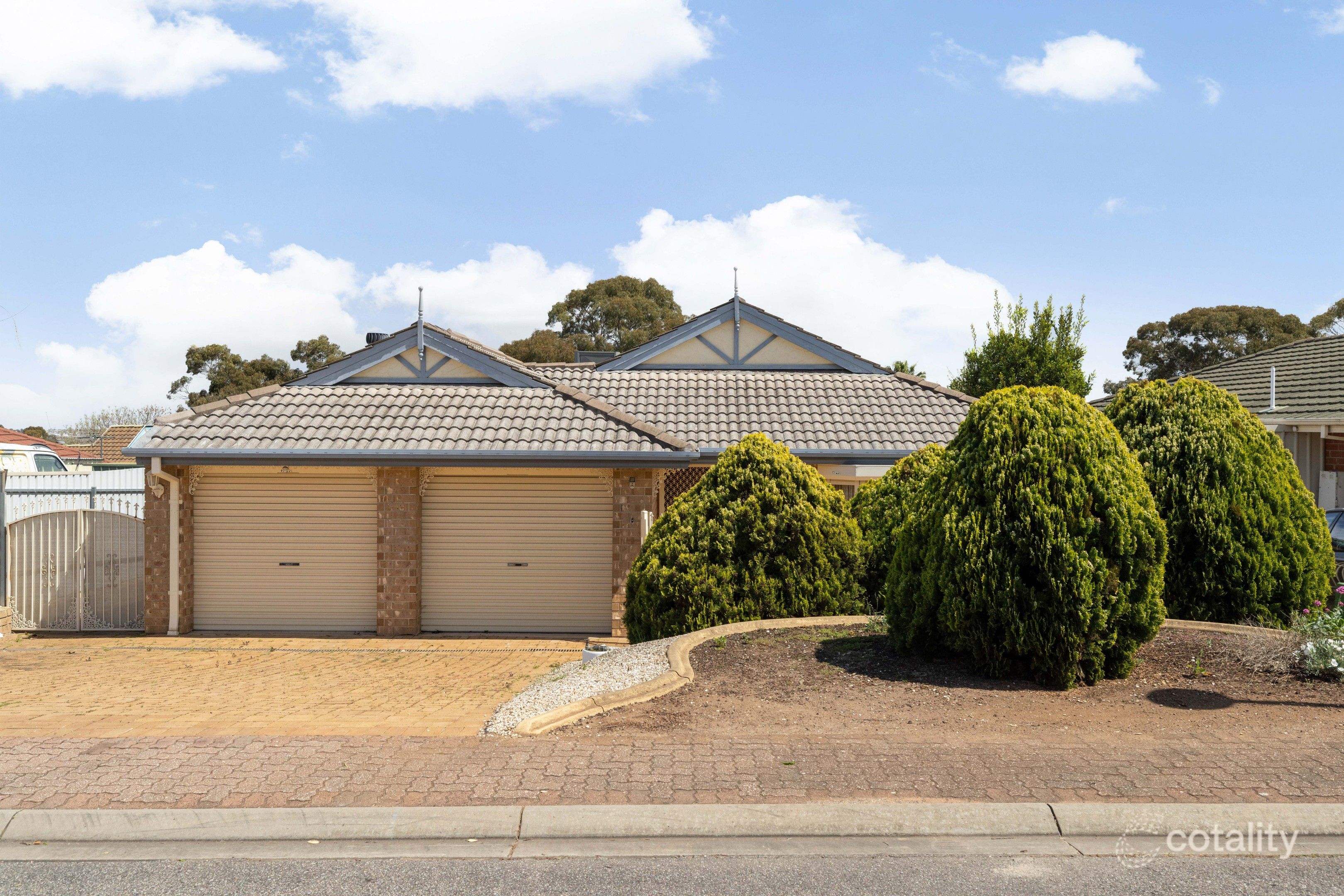 18 Peppermint Gr, Noarlunga Downs, SA 5168