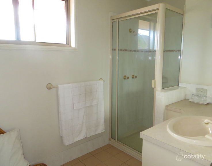 4 Ord Cl, Middle Park, QLD 4074