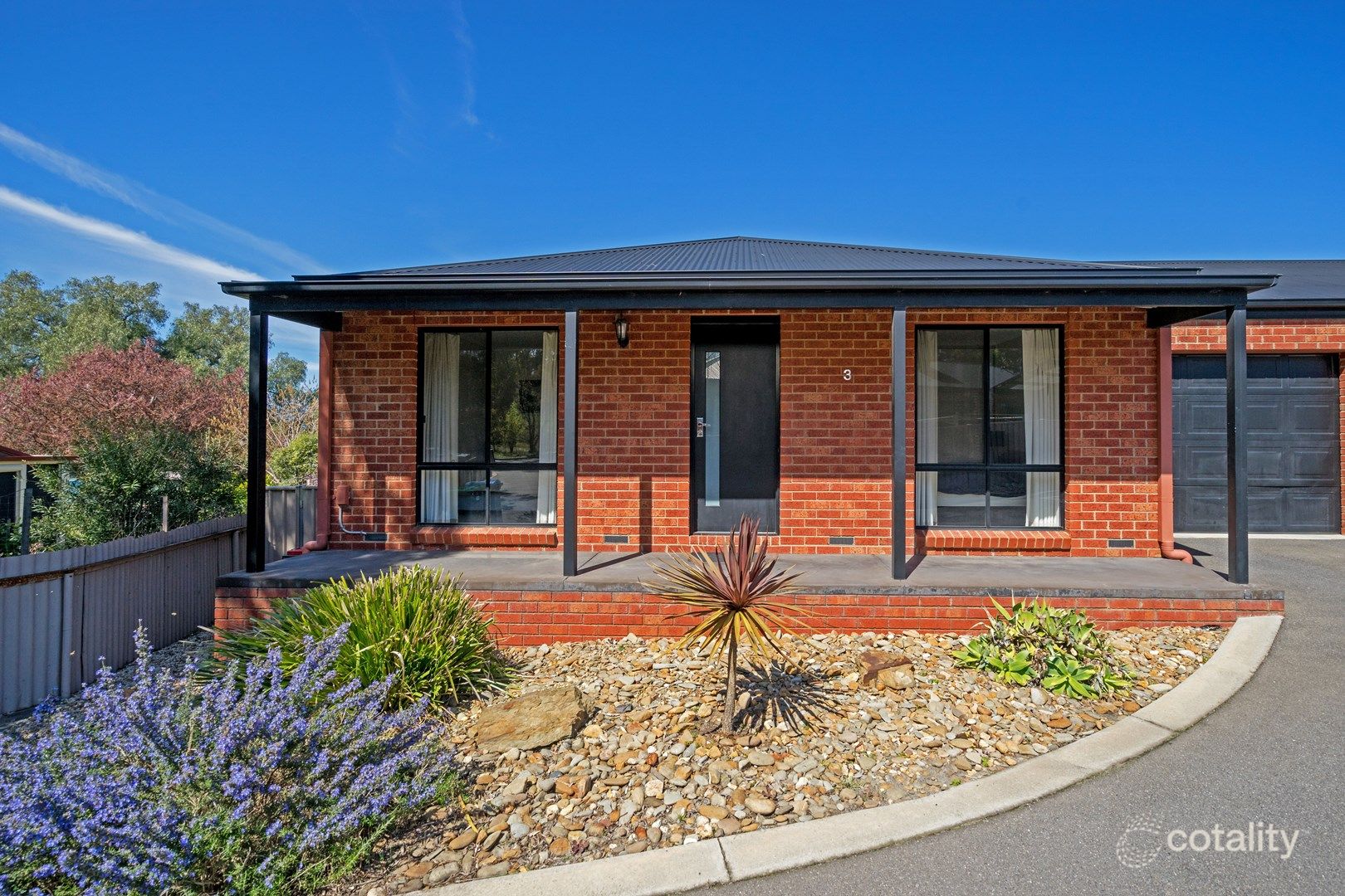 3/8b Elwood St, Golden Square, VIC 3555