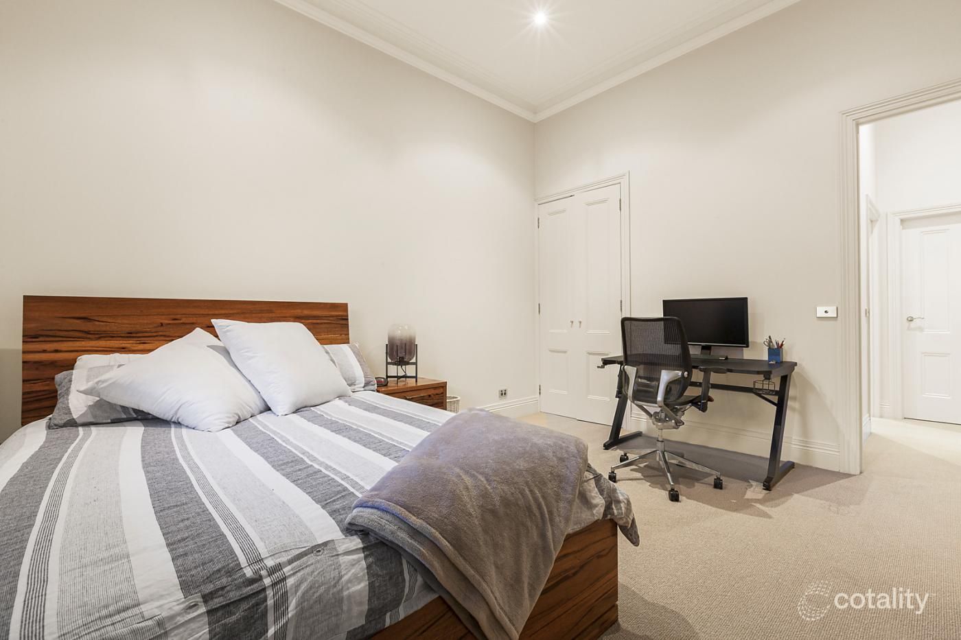 25 Highfield Rd, Canterbury, VIC 3126