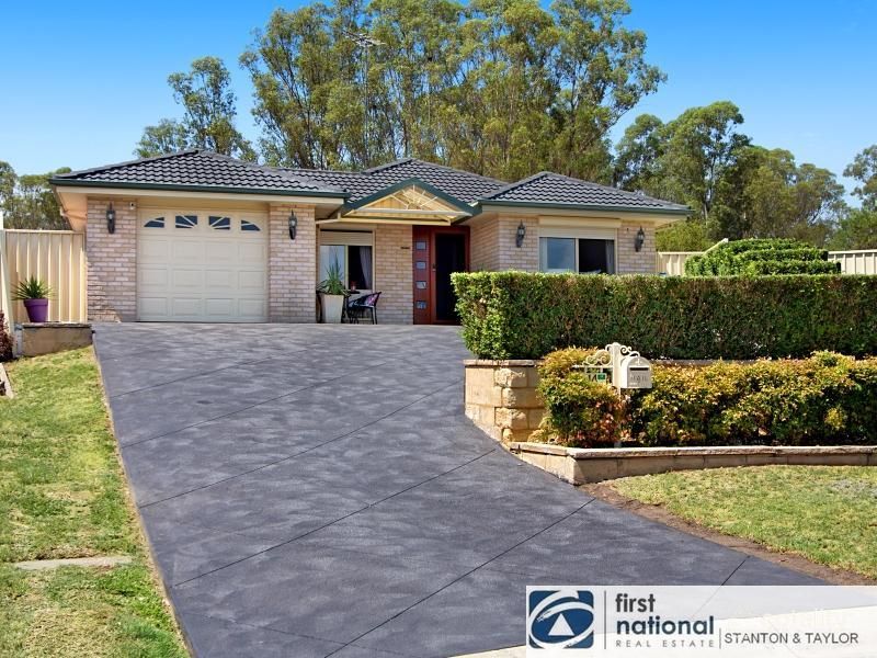14 Pritchard Pl, Glenmore Park, NSW 2745