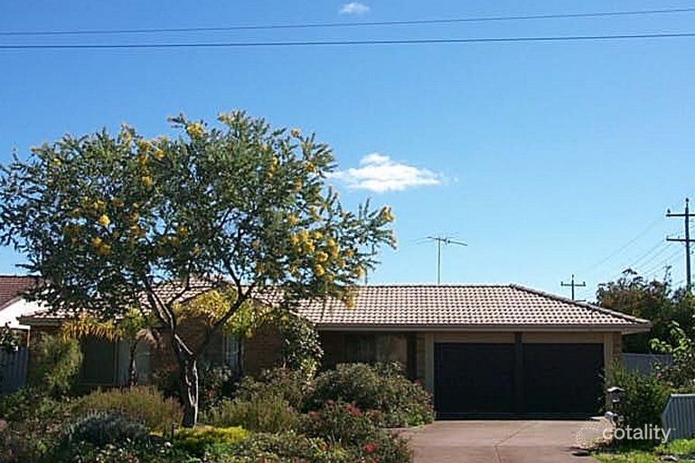 16 Mississippi Dr, Greenfields, WA 6210