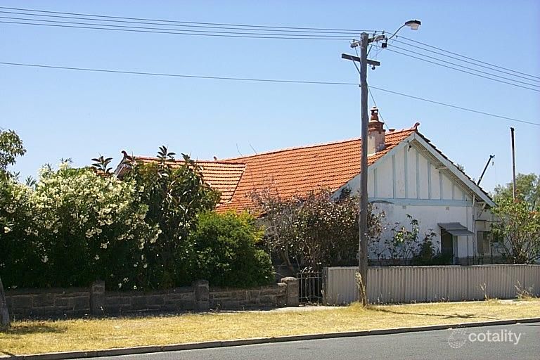 27 Scarborough Beach Rd, North Perth, WA 6006