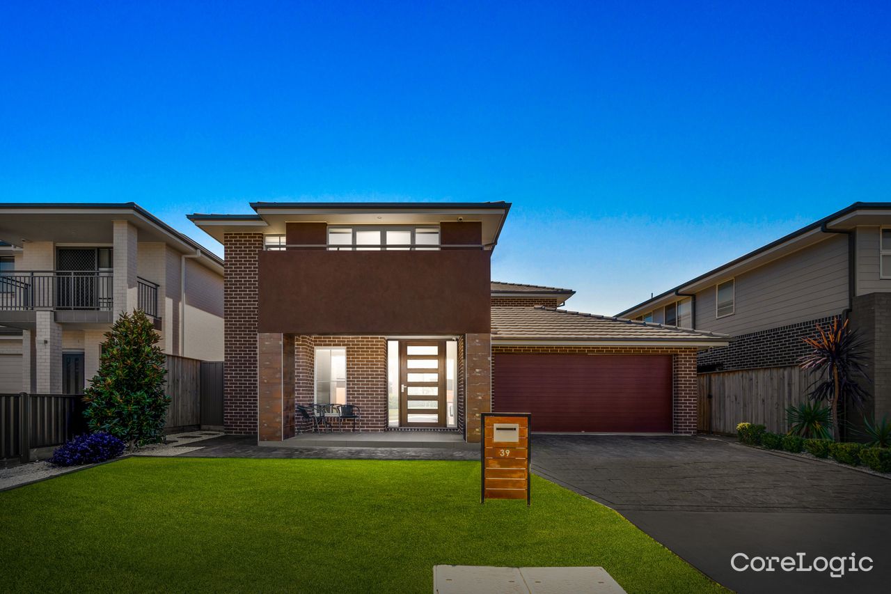 39 Macksville St, Carnes Hill, NSW 2171