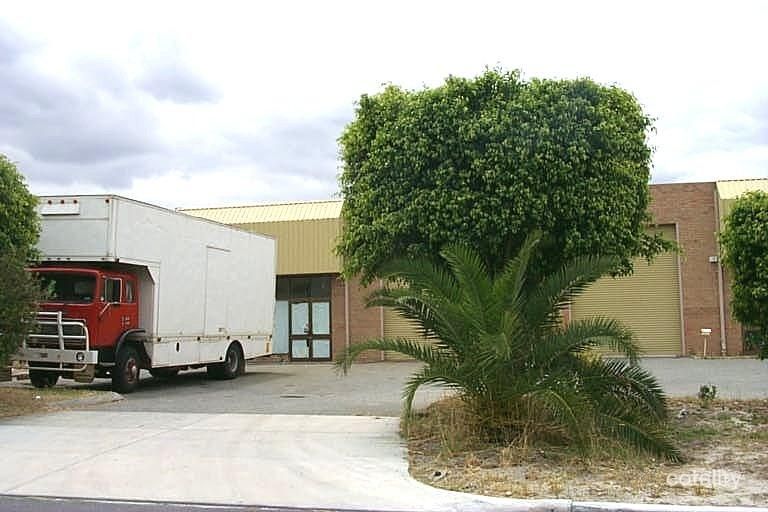 4 Christian Ct, Bayswater, WA 6053