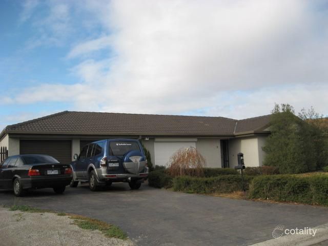 3 Farmhouse Ct, Sydenham, VIC 3037