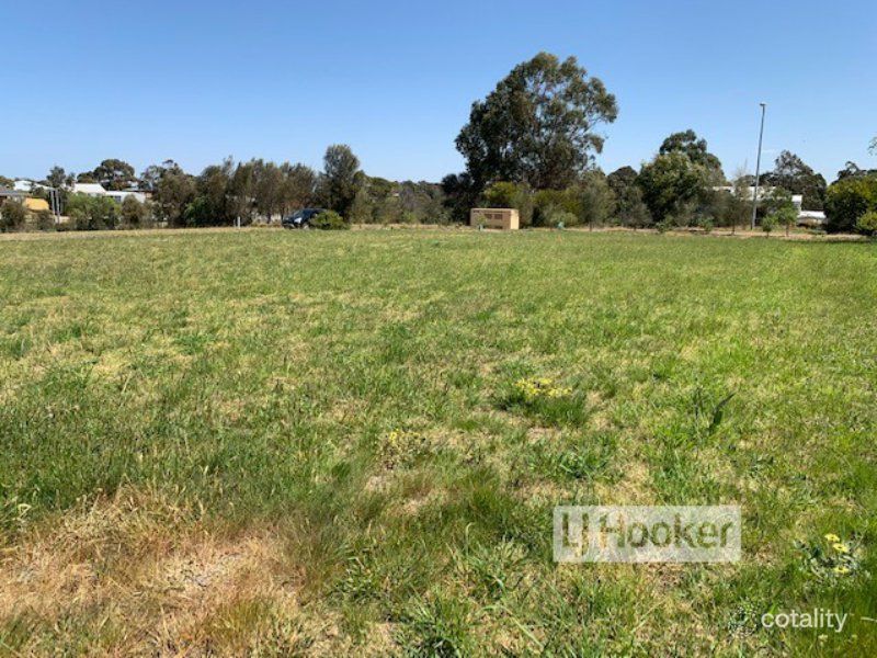 12 Falcon Gr, Metung, VIC 3904