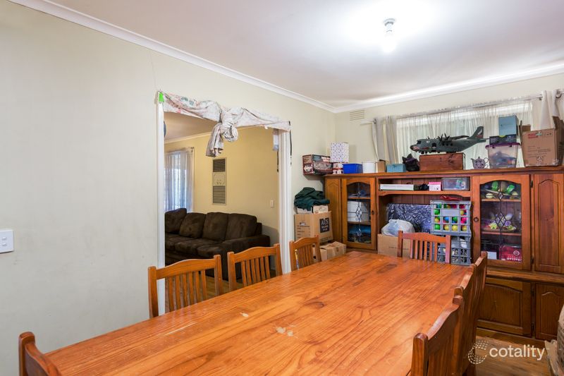 8 Kinkora Rd, Melton, VIC 3337