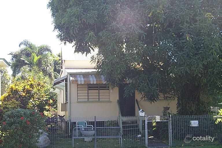 25 Seventh St, Railway Estate, QLD 4810