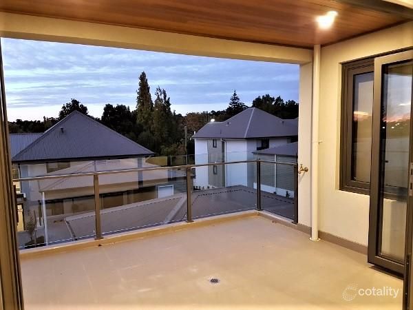 7/5 Kalamunda Rd, Kalamunda, WA 6076