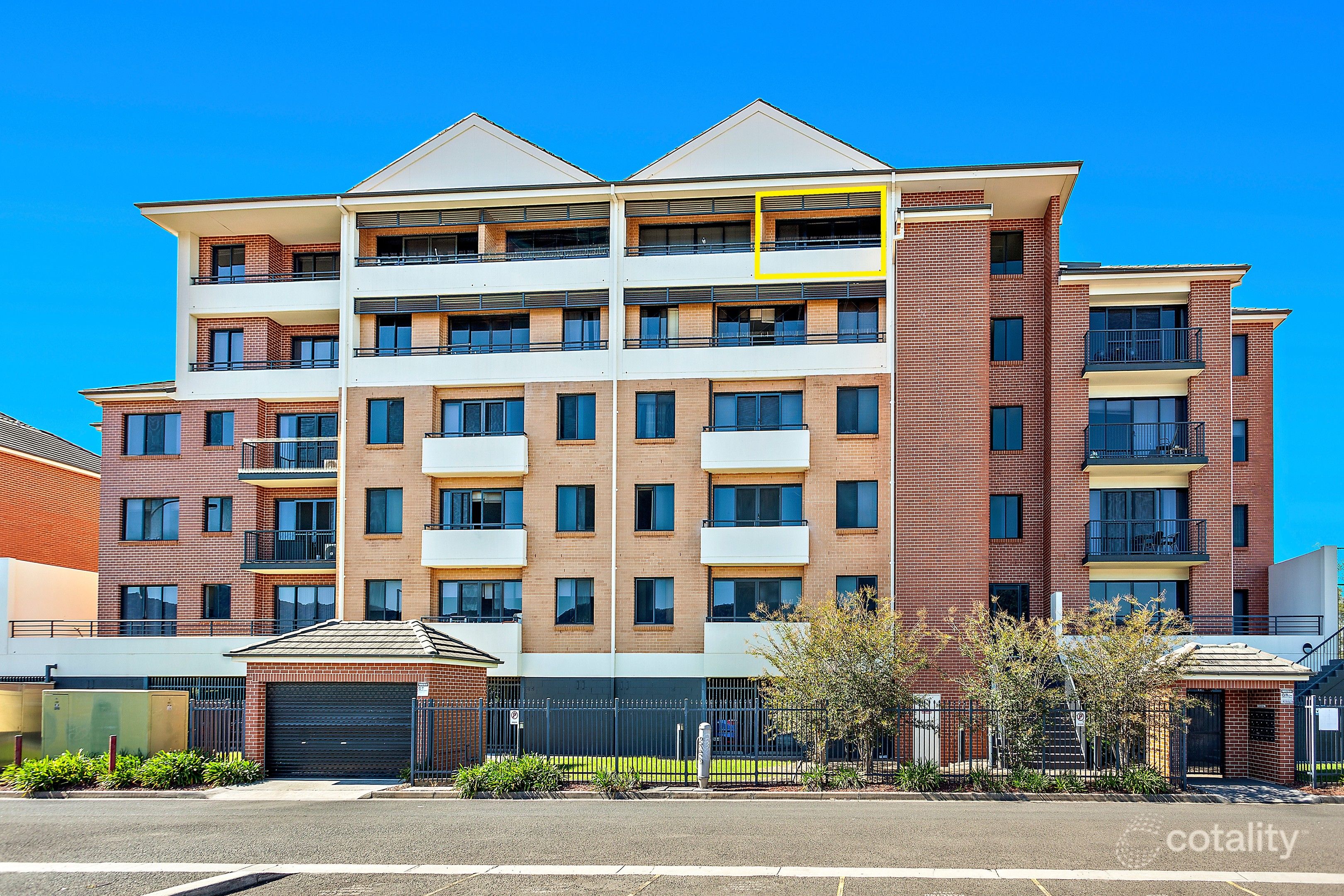68/214-220 Princes Hwy, Fairy Meadow, NSW 2519
