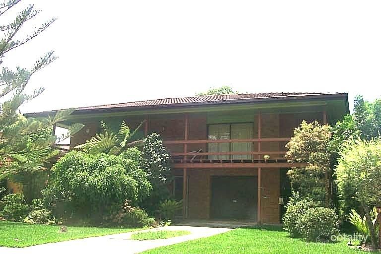 4 Nineteenth Ave, Stuarts Point, NSW 2441