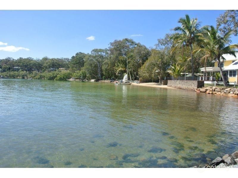 8 Deviot St, Macleay Island, QLD 4184