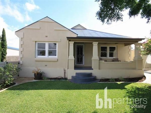 15 Walker Ave, Mannum, SA 5238
