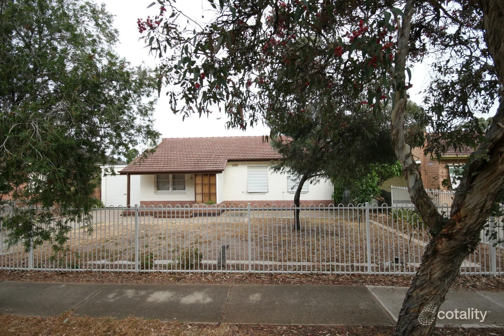 4 Farne Tce, Marion, SA 5043