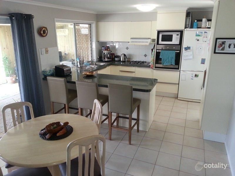 8 Bellbrook Cl, Robina, QLD 4226