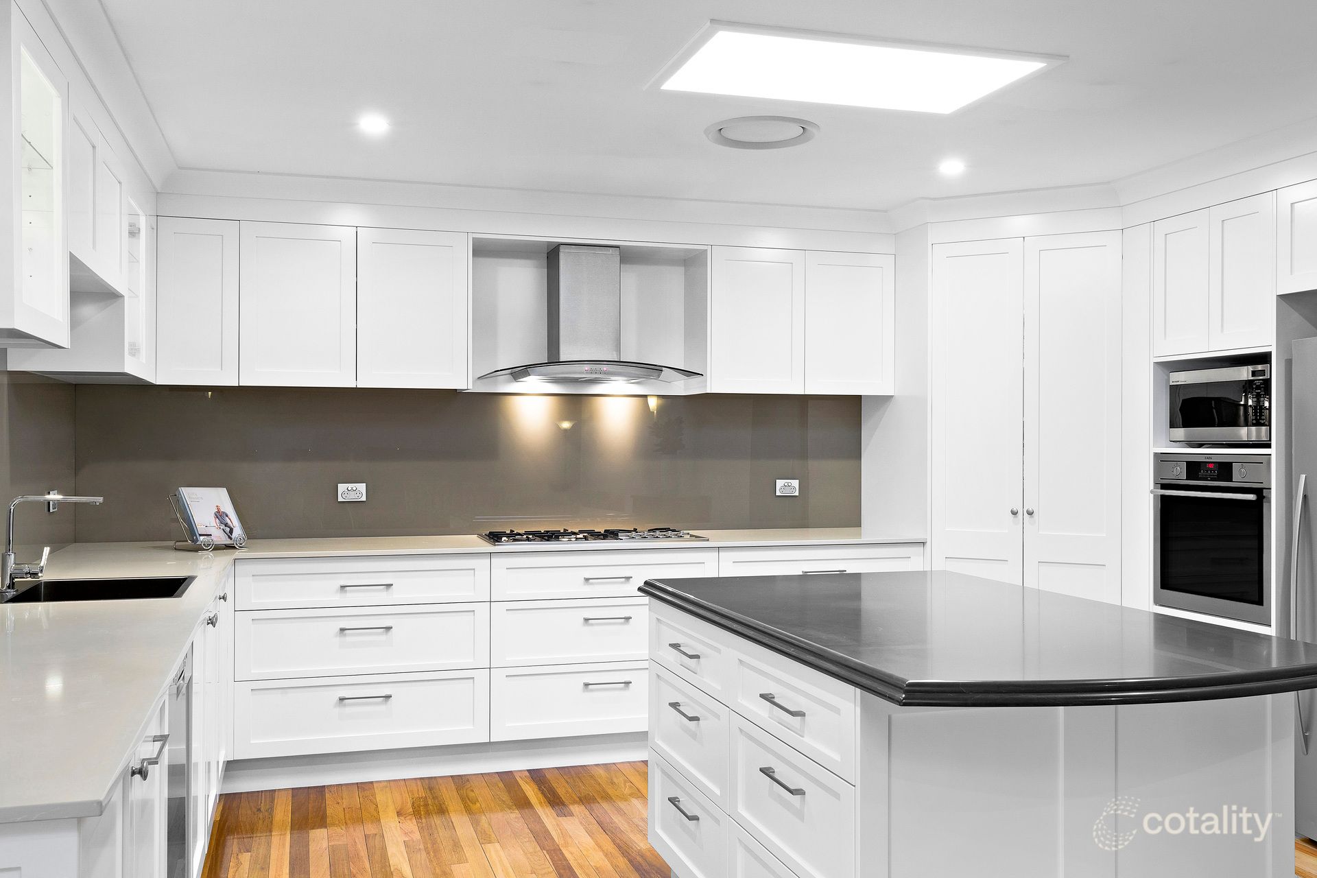 18 Kooringal Ave, Woongarrah, NSW 2259