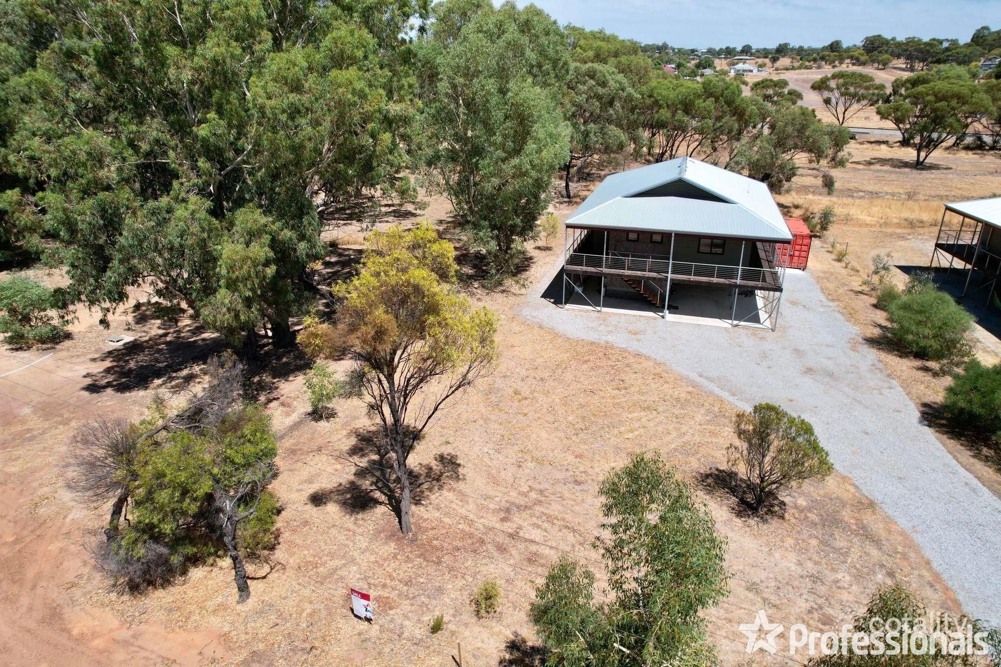 261 Avon Tce, York, WA 6302