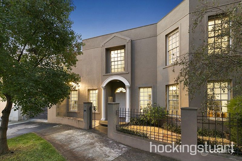 12 Witchwood Cl, South Yarra, VIC 3141